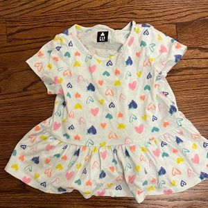 Gap 3t heart peplum too cute with leggings